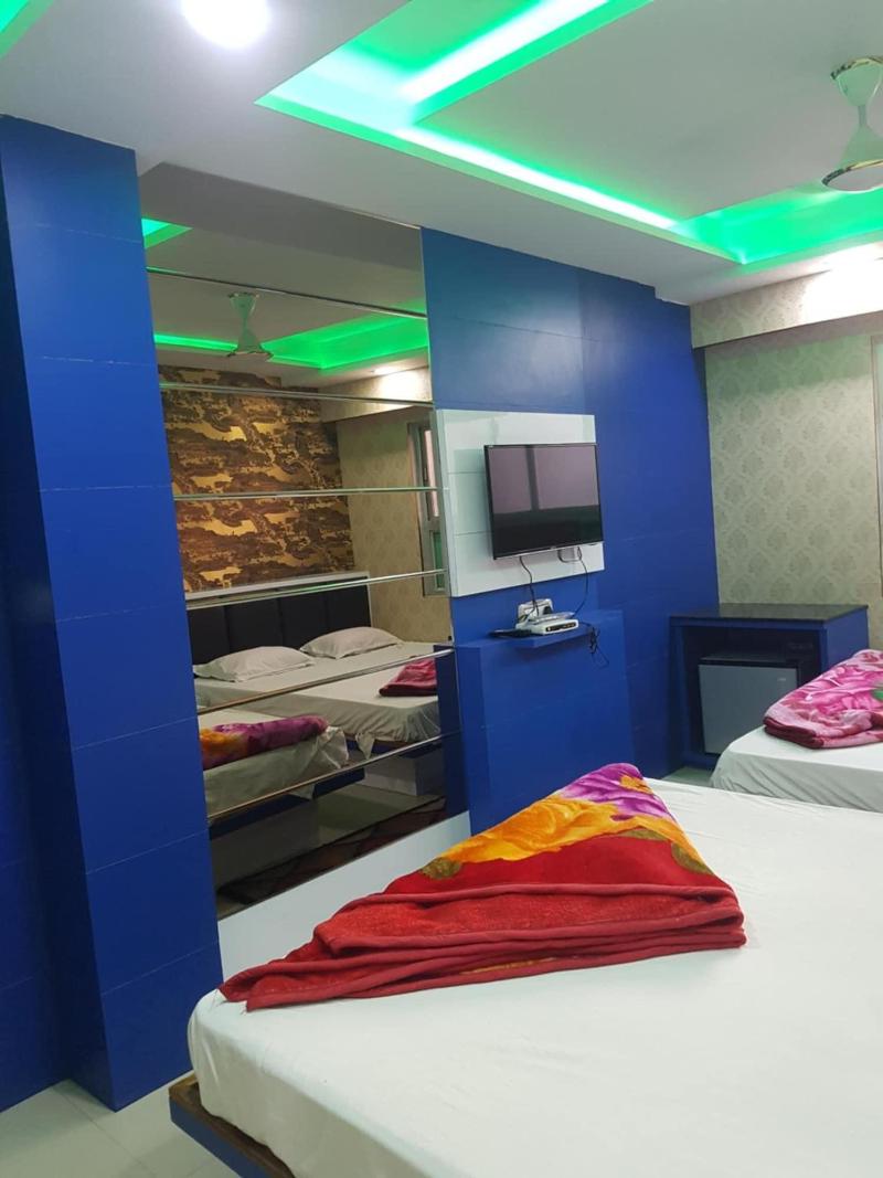 Hotel Laabh image