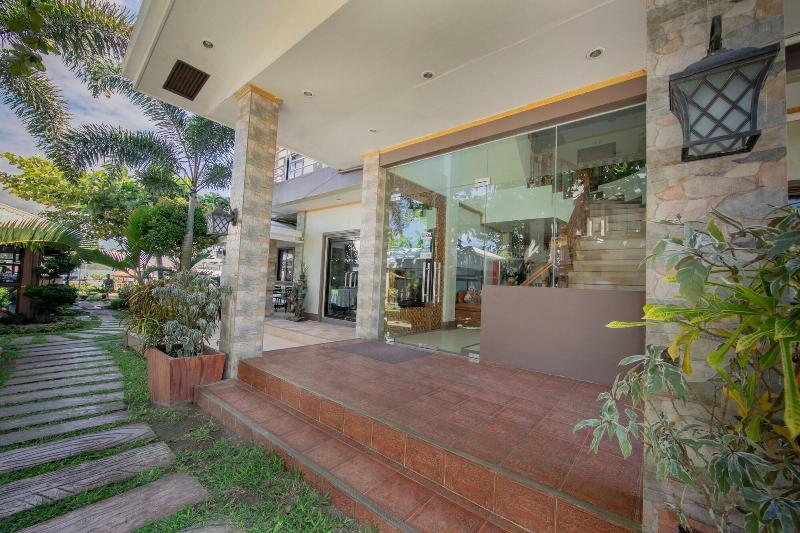 Rawis Resort Hotel image