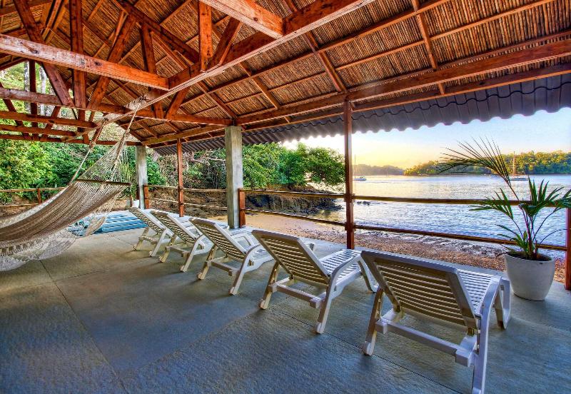 Bocas Del Mar Hotel image