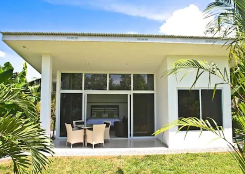Bocas Del Mar Hotel image