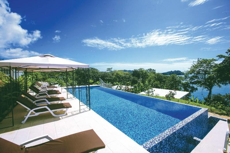 Bocas Del Mar Hotel image