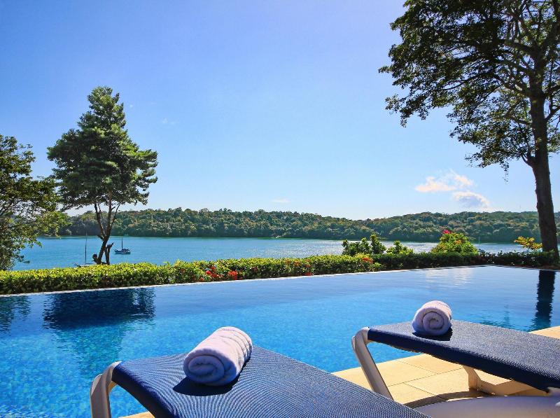 Bocas Del Mar Hotel image