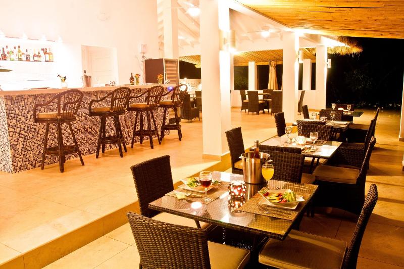 Bocas Del Mar Hotel image