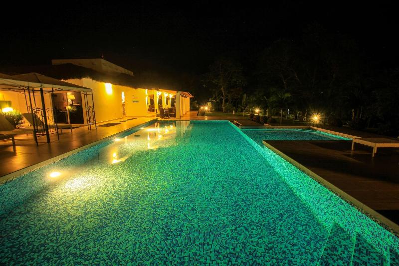Bocas Del Mar Hotel image