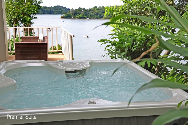 Bocas Del Mar Hotel image