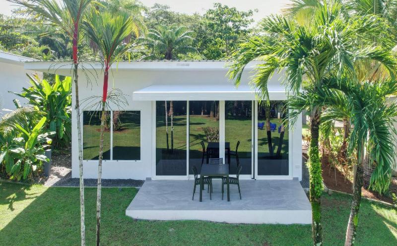 Bocas Del Mar Hotel image