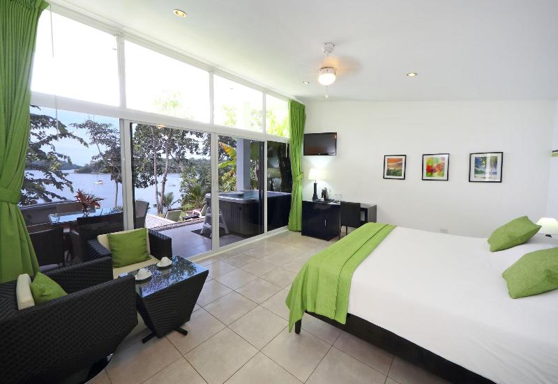 Bocas Del Mar Hotel image