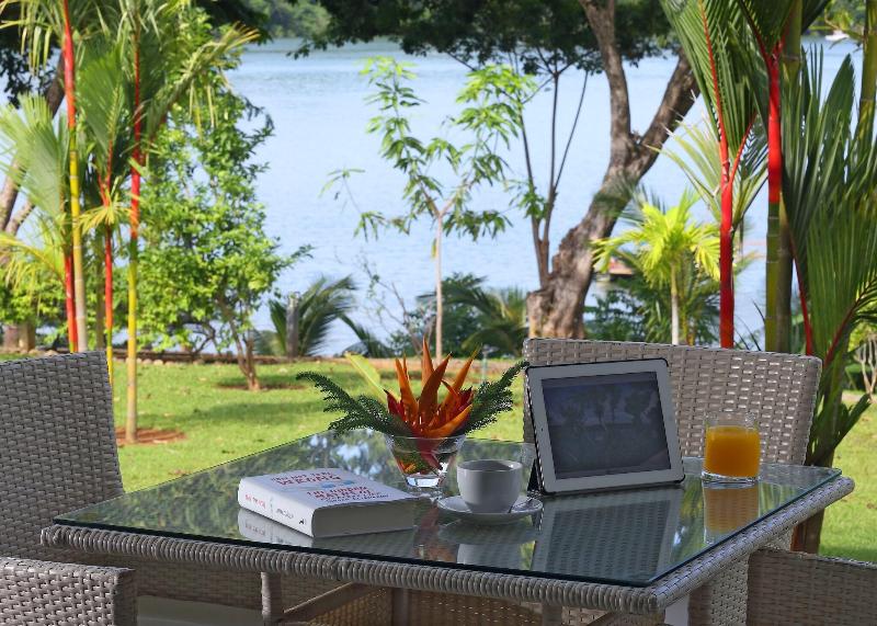 Bocas Del Mar Hotel image