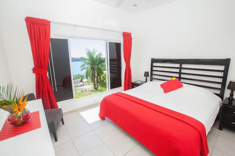 Bocas Del Mar Hotel image