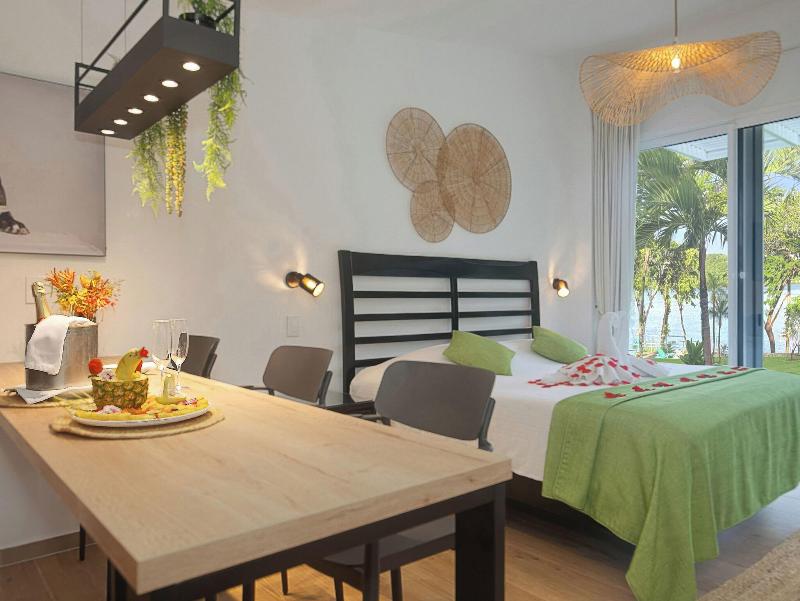 Bocas Del Mar Hotel image