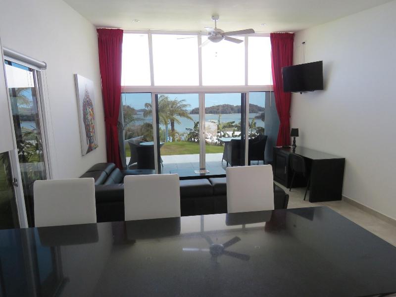 Bocas Del Mar Hotel image