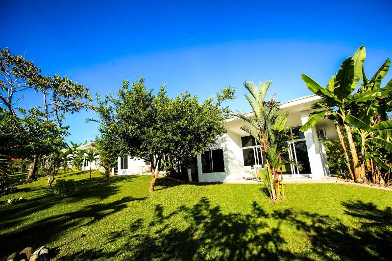 Bocas Del Mar Hotel image