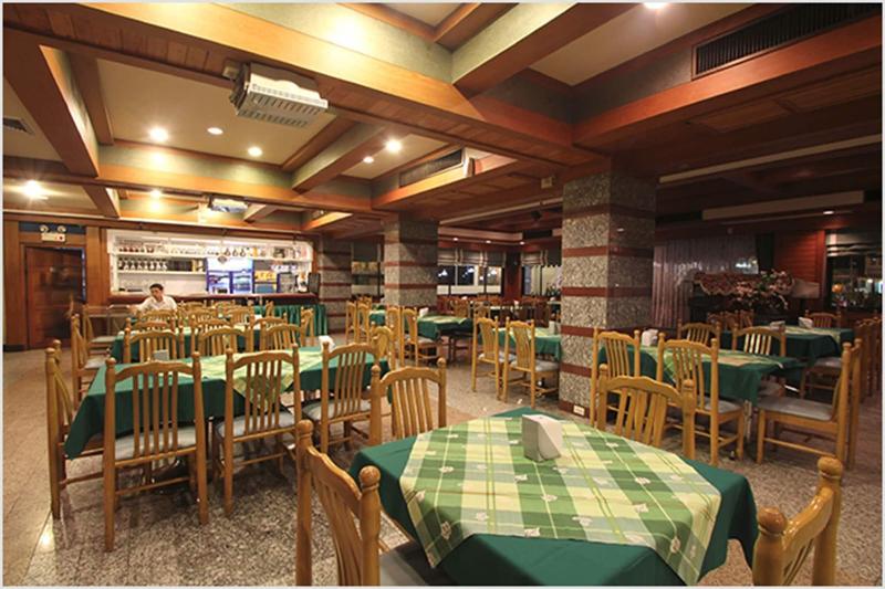 Raya Grand Hotel image
