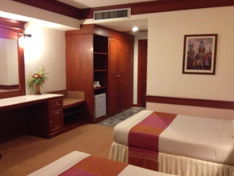Raya Grand Hotel image
