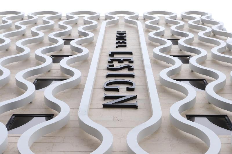 Hotel Lesign image
