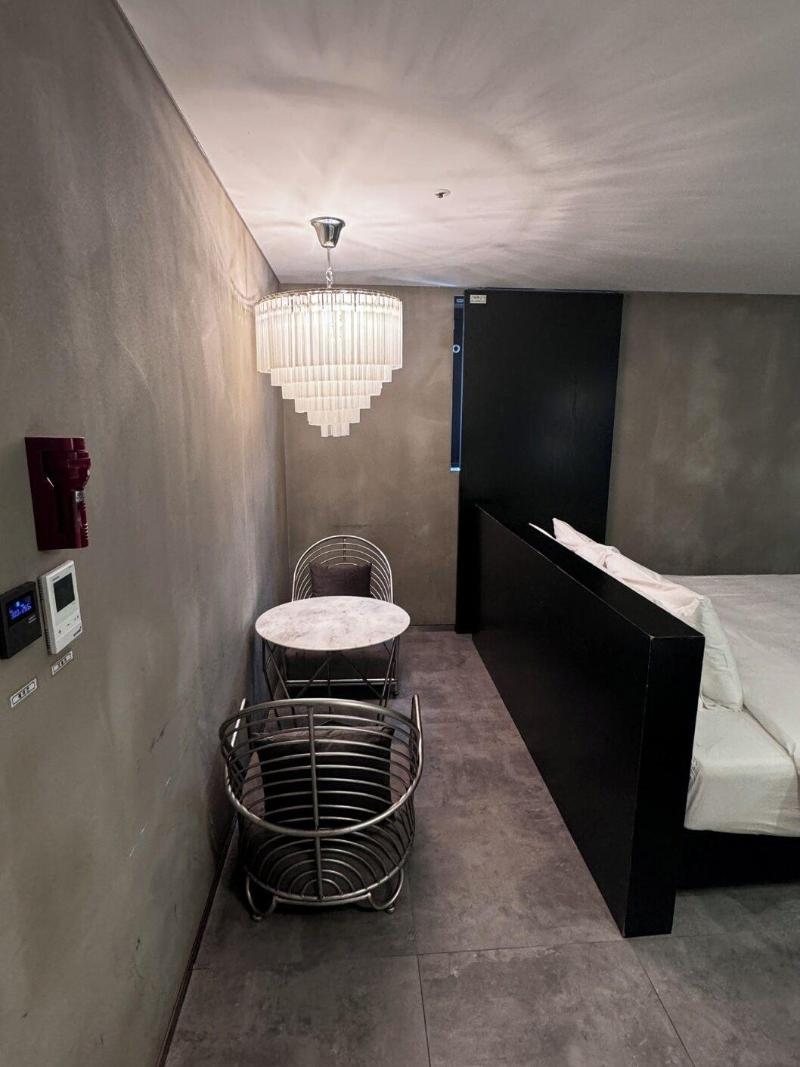 Hotel Lesign image