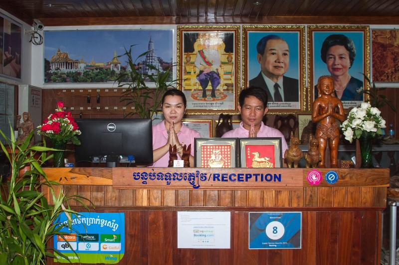 Botoum Hotel image