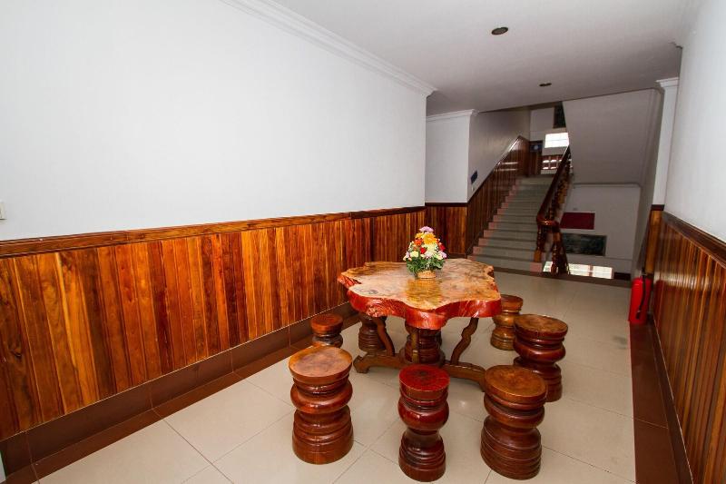 Botoum Hotel image