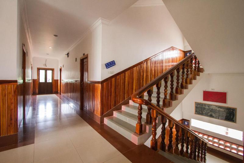 Botoum Hotel image