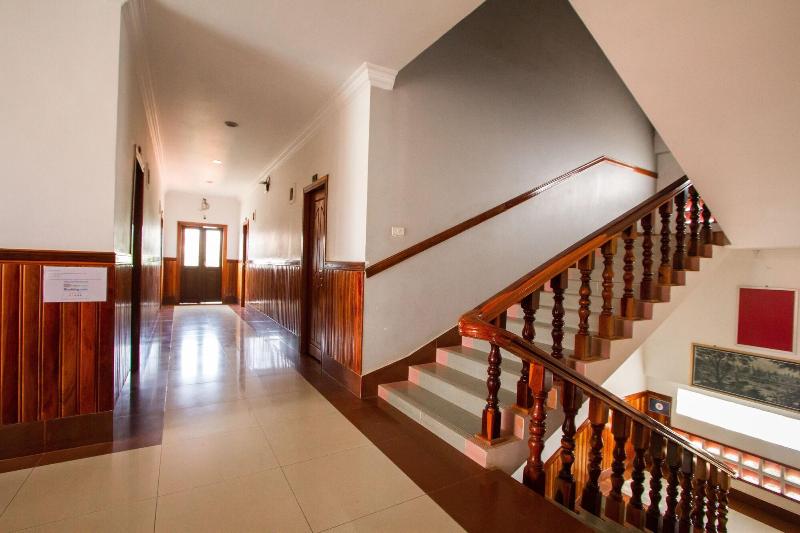 Botoum Hotel image