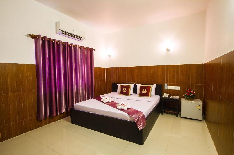 Botoum Hotel image