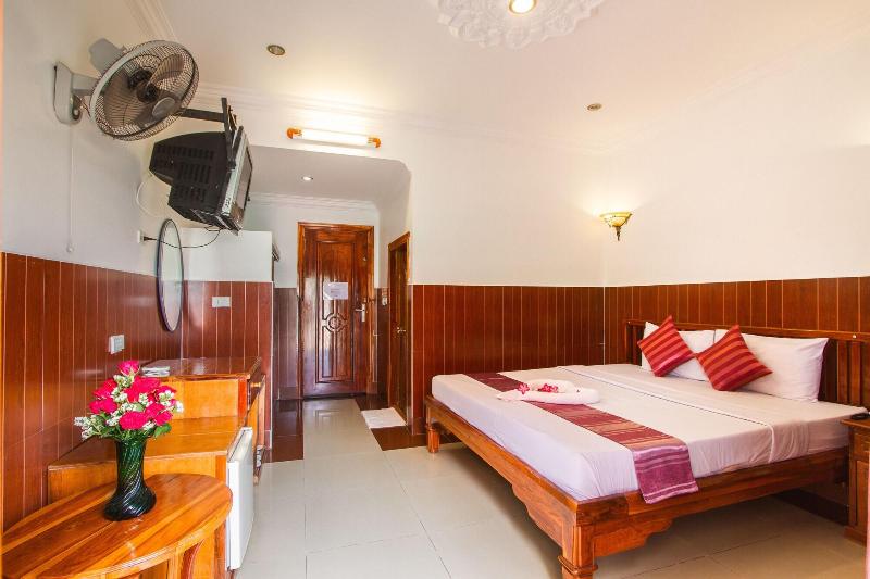 Botoum Hotel image