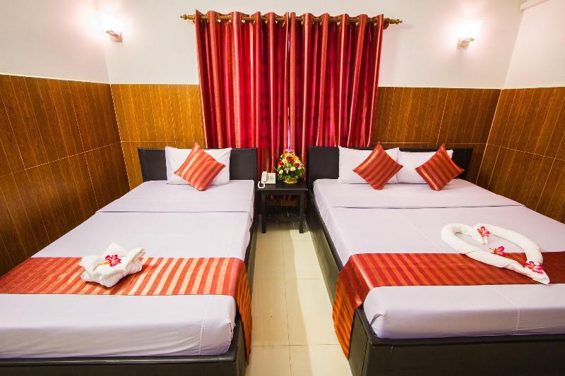 Botoum Hotel image