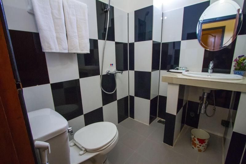 Botoum Hotel image