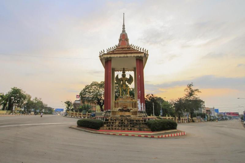 Botoum Hotel image