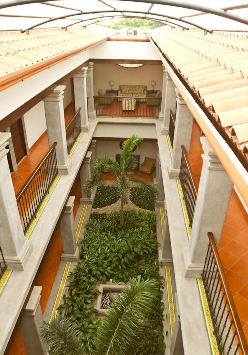 Hotel Los Portales image
