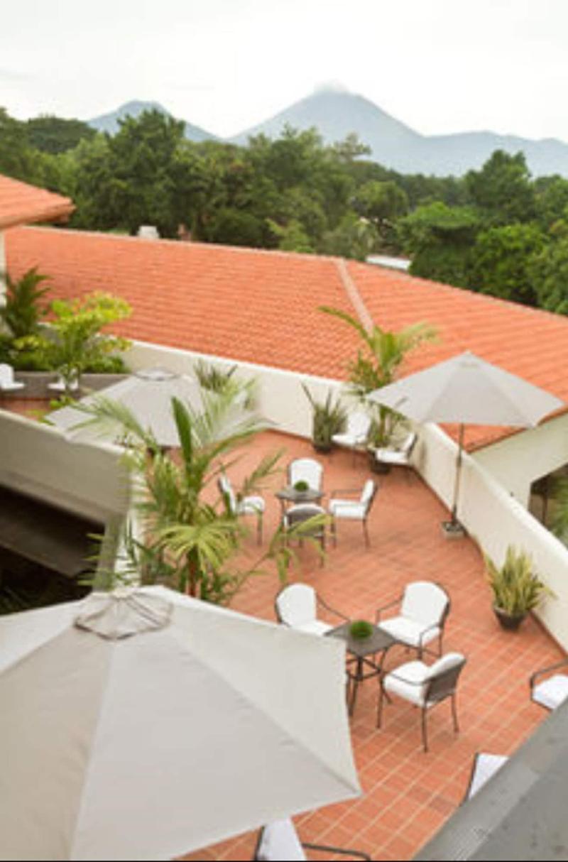 Hotel Los Portales image
