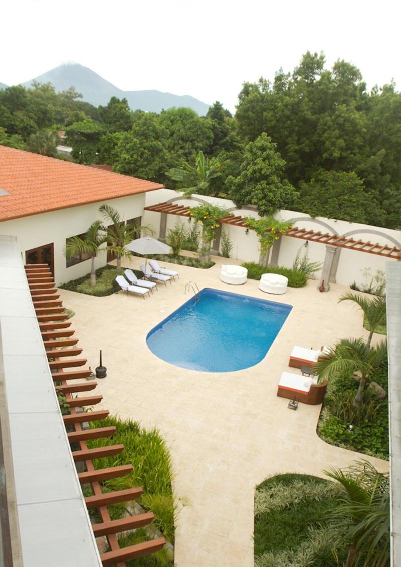 Hotel Los Portales image