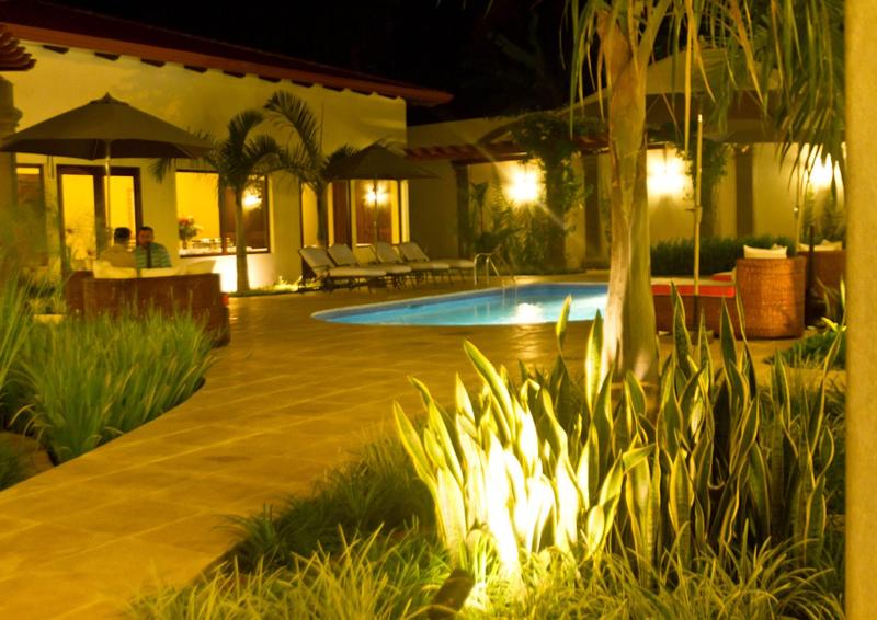 Hotel Los Portales image