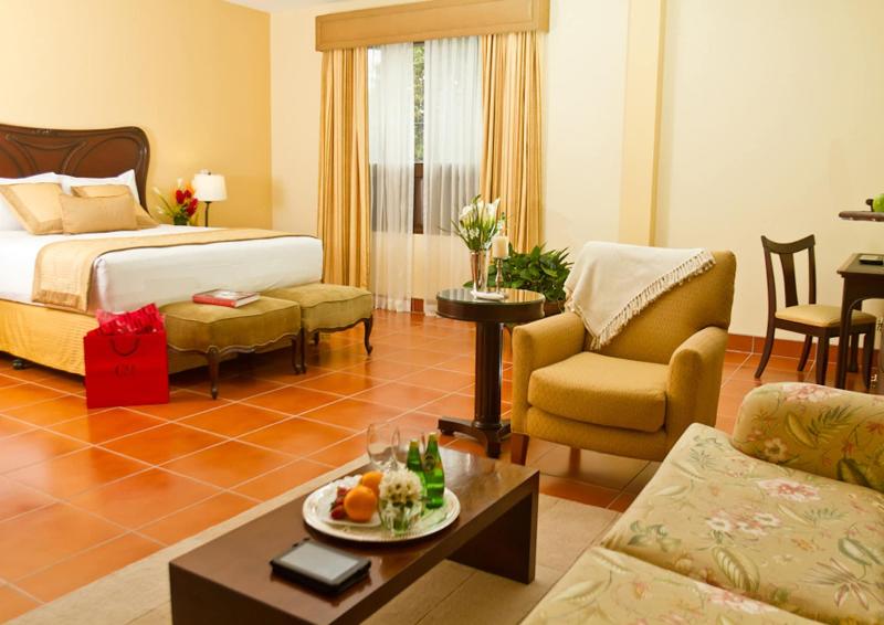 Hotel Los Portales image