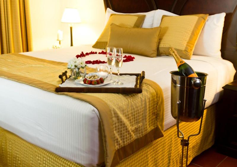 Hotel Los Portales image