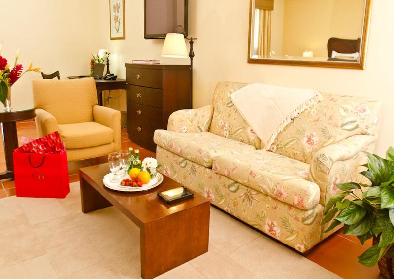 Hotel Los Portales image