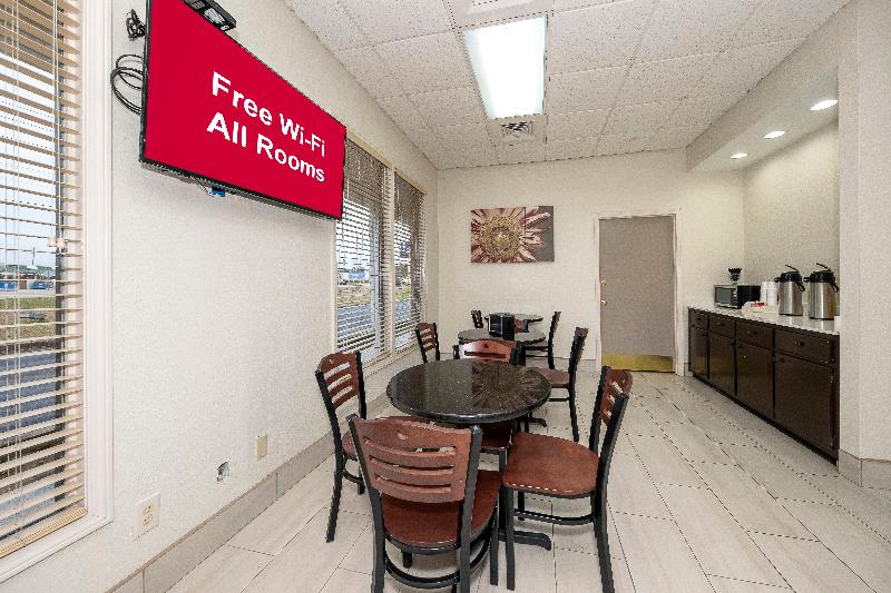 Red Roof Inn Bay Minette image
