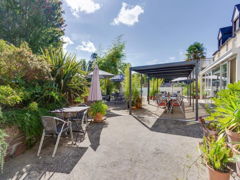 Brit Hotel Le Cygne image