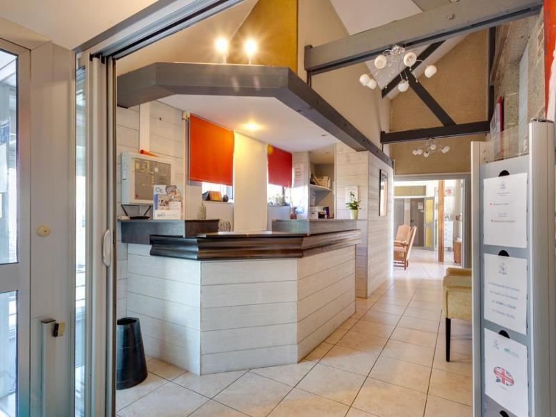 Brit Hotel Le Cygne image