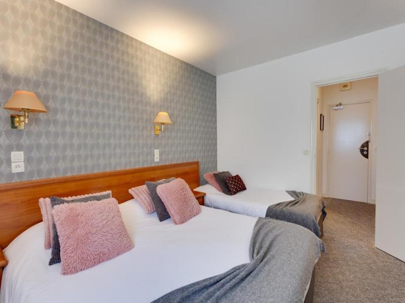 Brit Hotel Le Cygne image
