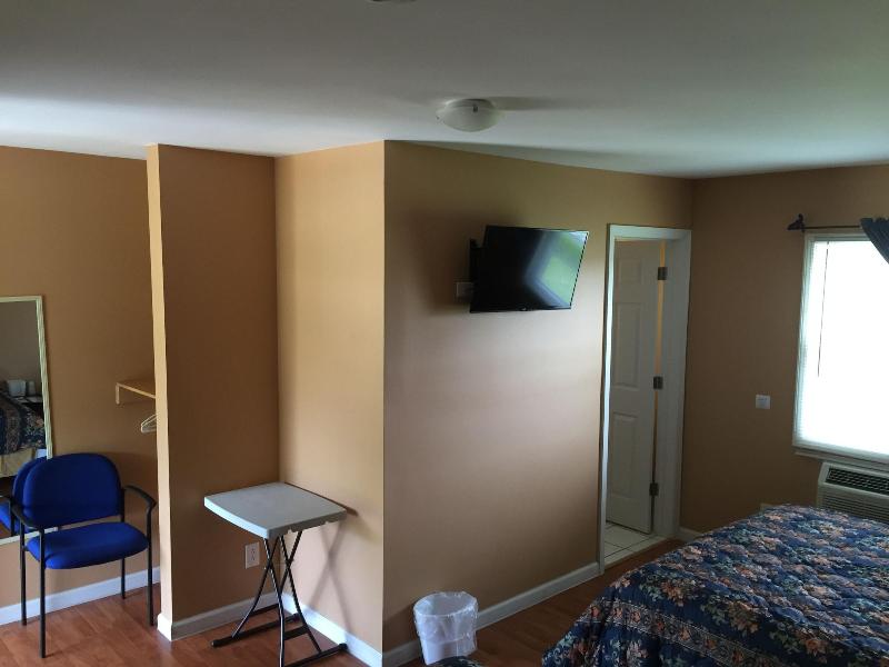 Relax Inn image
