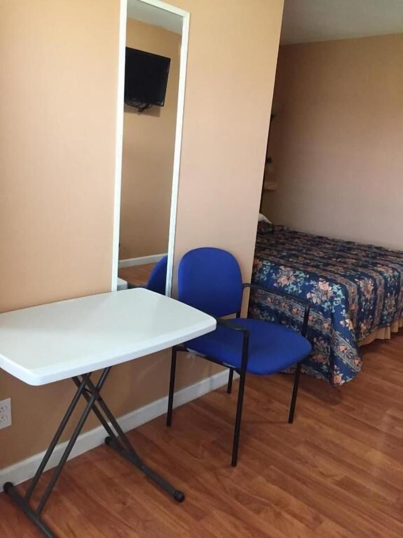Relax Inn image