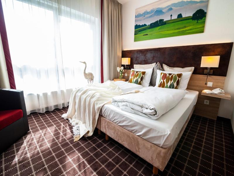 Business Class Hotel Ebersberg image