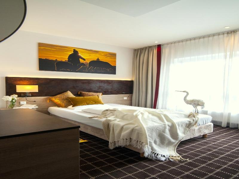Business Class Hotel Ebersberg image