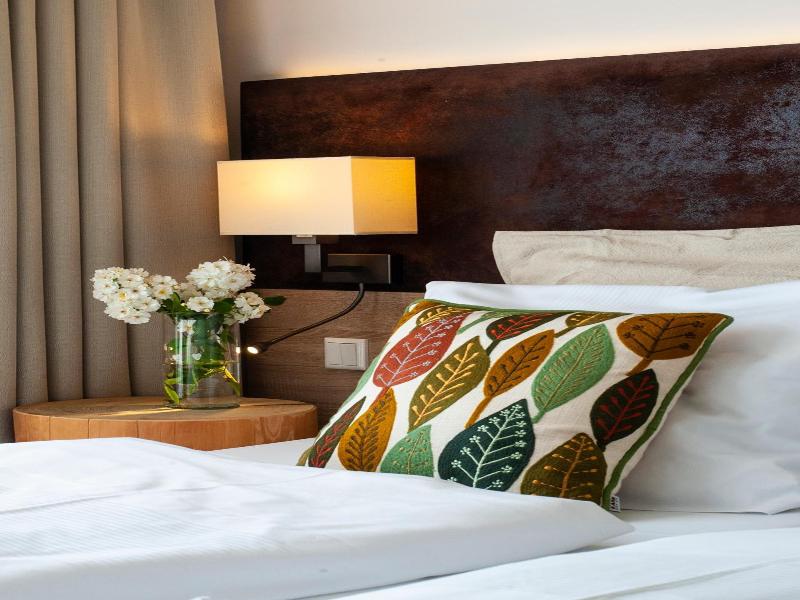Business Class Hotel Ebersberg image