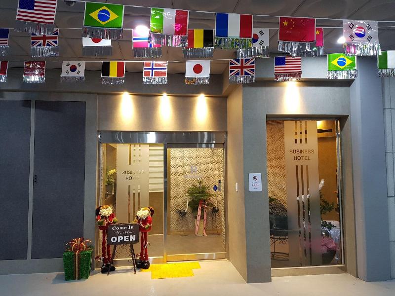 Business Hotel image