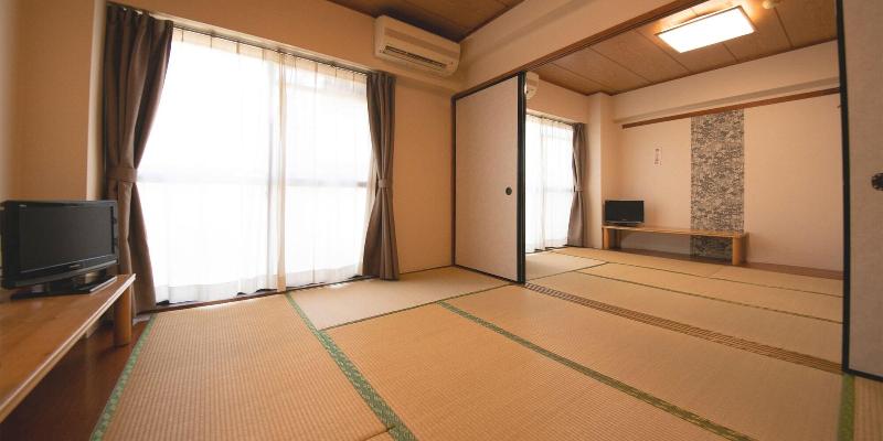Business Hotel Wako image