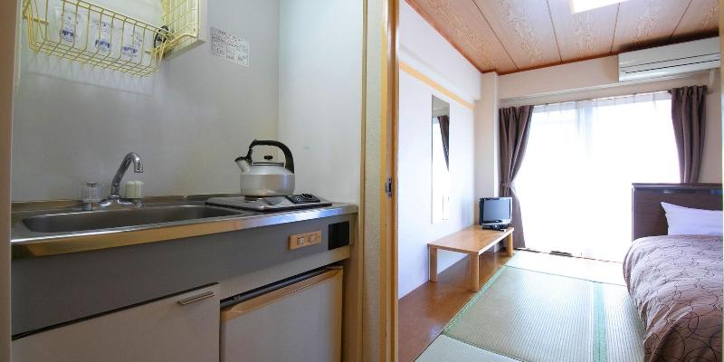 Business Hotel Wako image