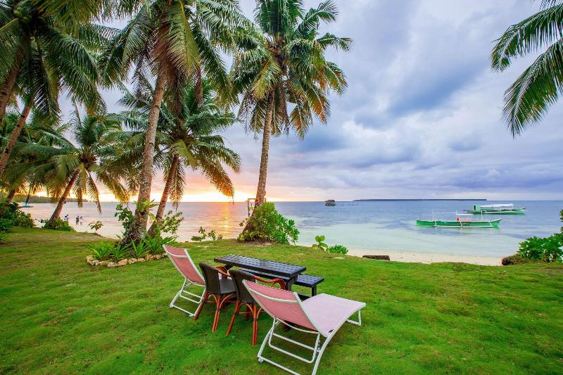 Retreat Siargao Resort image