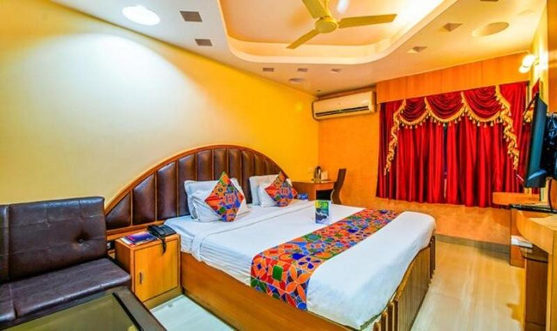 Capital O 1585 Hotel Palash Residency